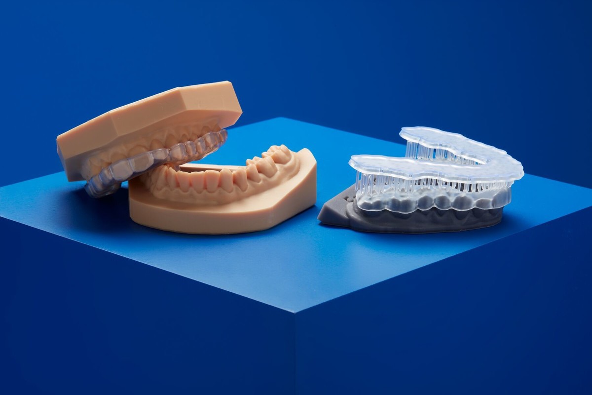 3D-prinitng-splints_1/Optimized_For_Web_JPEG-06112020_dental-3-LT-Clear-V2