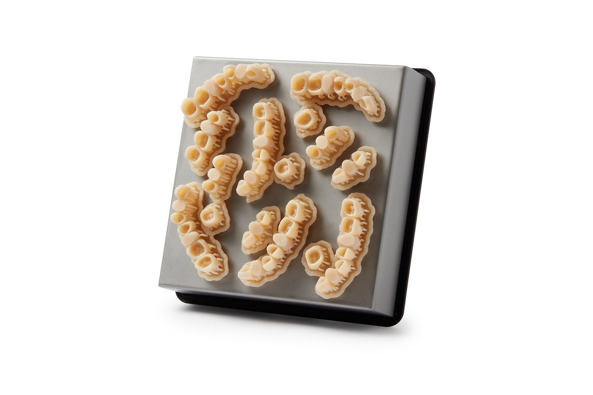 3D-printing-Temporary-restorations_2/06012020_dental-Temp-CBmanjsa