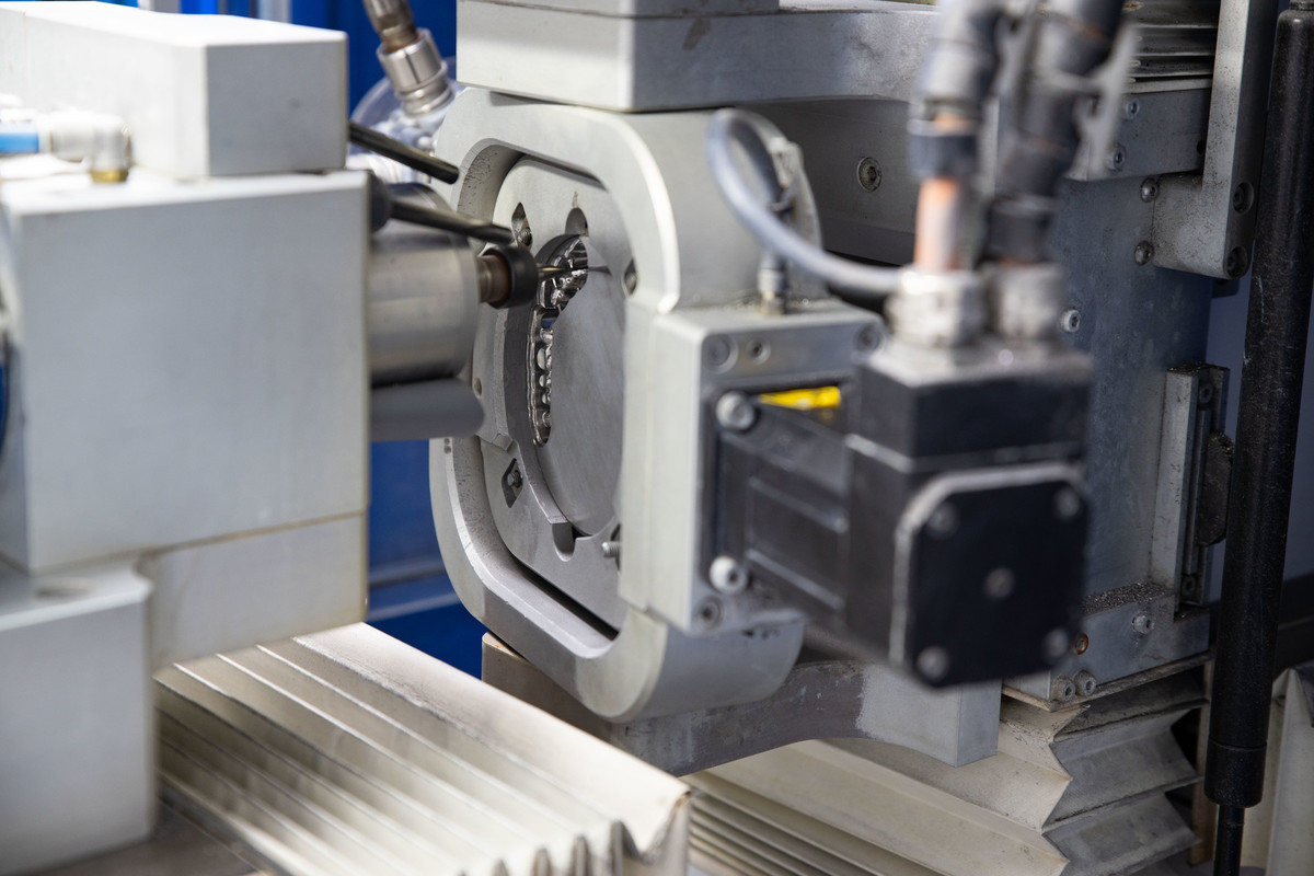 About-us-cadcam-center-interdent_1/1U9A3283